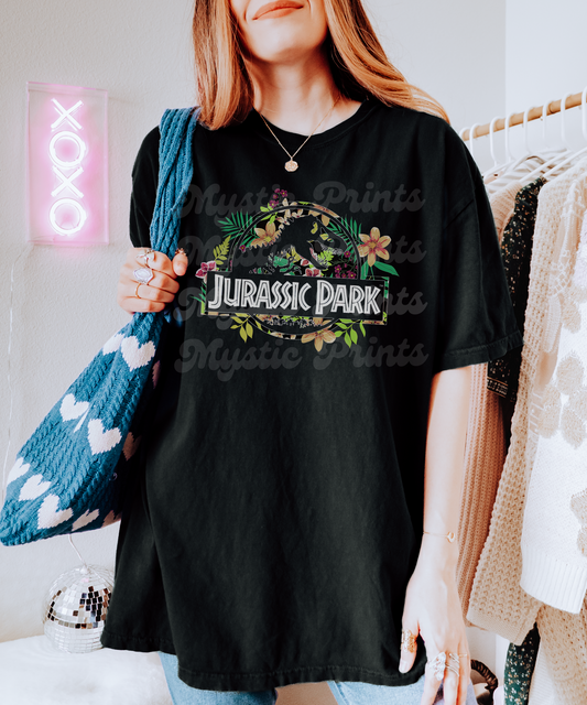 Floral Dinosaur Shirt – Vintage-Inspired T-Rex Graphic Tee – Unisex Jurassic-Inspired Tee